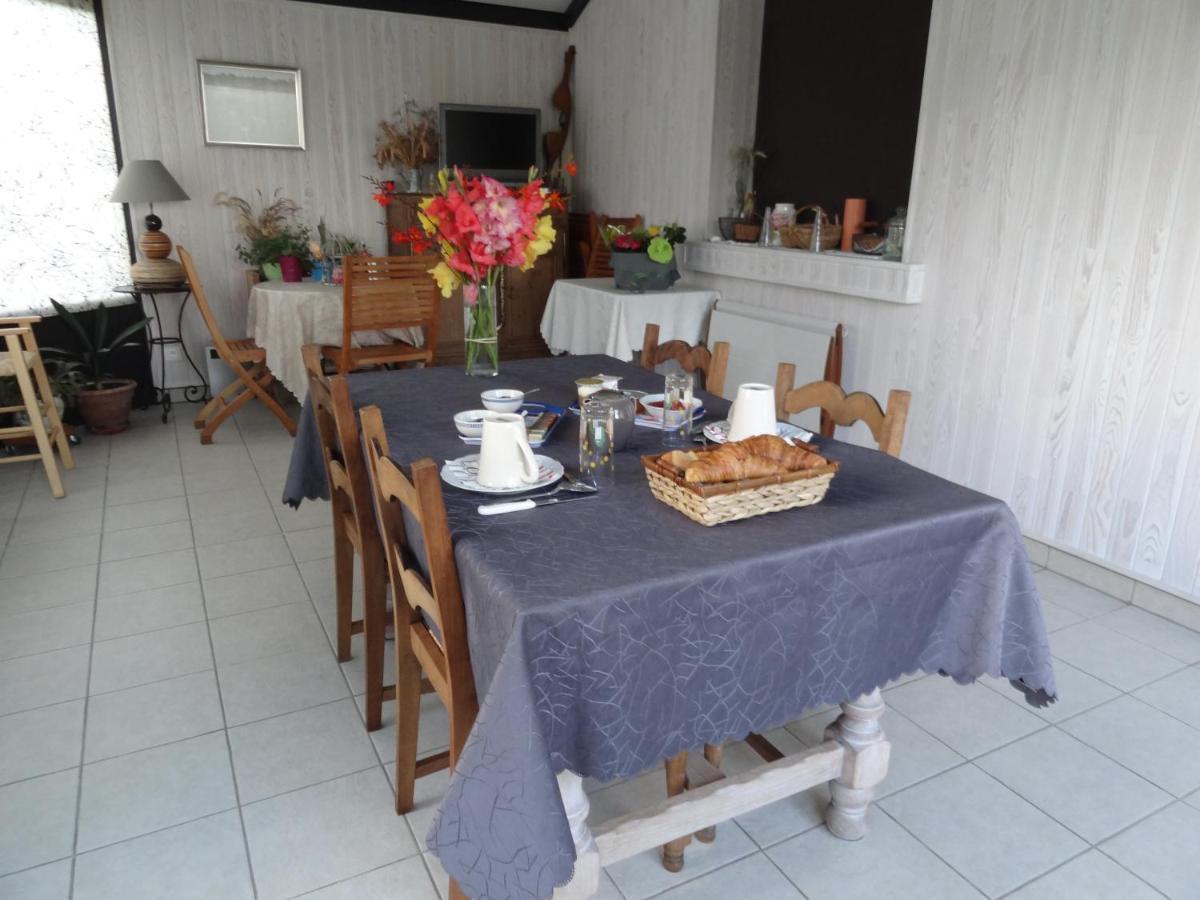 Les Voiries Chambres D'Hotes Fleury  Bagian luar foto